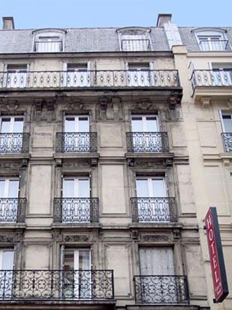 فندق إيبيس باريس غار دو نور تي جي في المظهر الخارجي الصورة